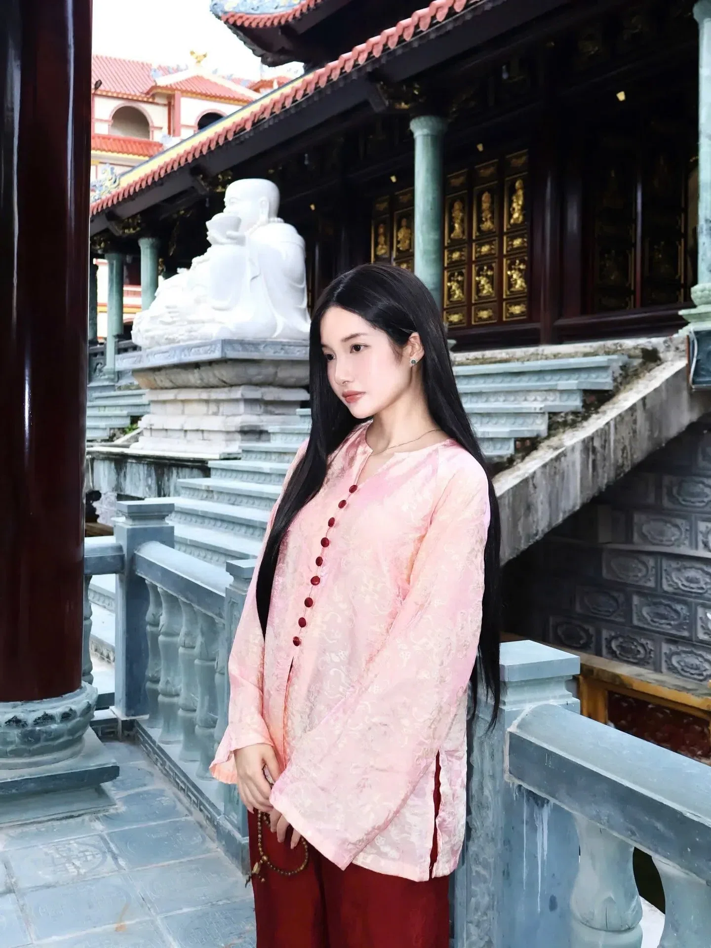 Sẵn pháp phục mới về 🫶
__________________________
𝐌𝐚̂̃𝐮 𝐭𝐡𝐮𝐞̂: 𝟑𝟓𝐊/𝟏 2